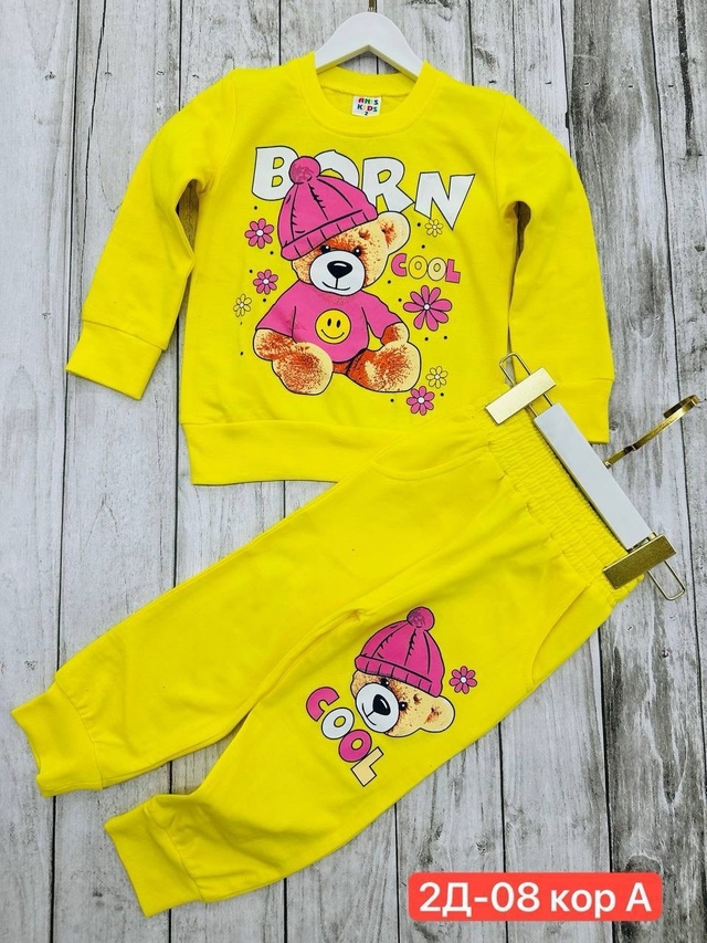 Спортивный костюм 22944491