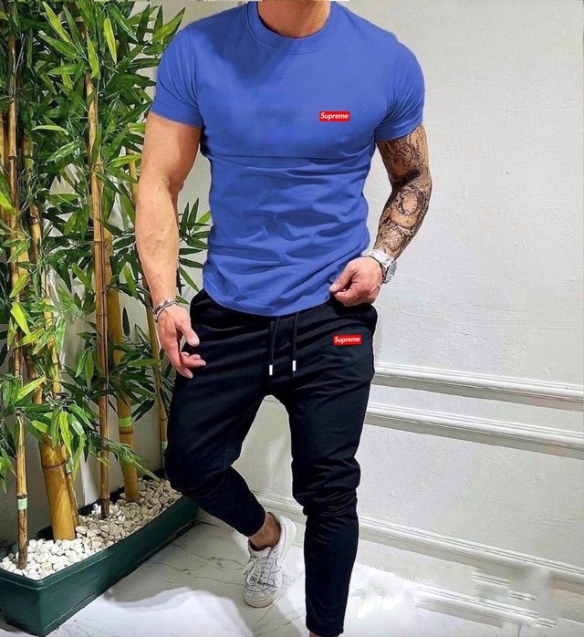 Спортивный костюм 22947236