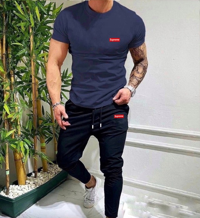 Спортивный костюм 22947236