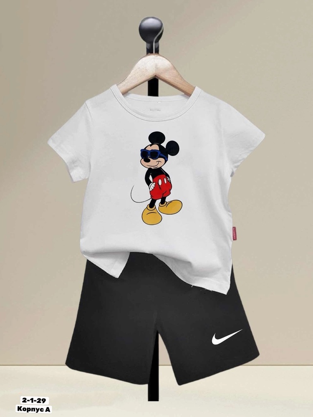 Спортивный костюм 22951083