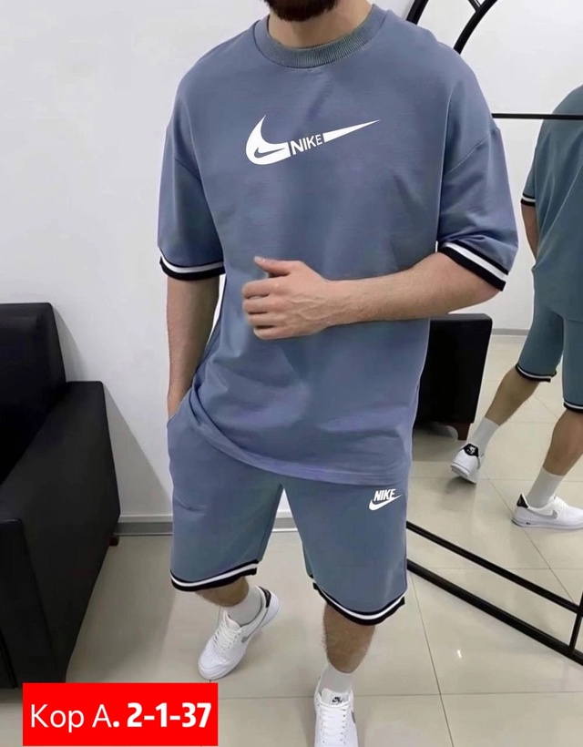 Спортивный костюм 22951227