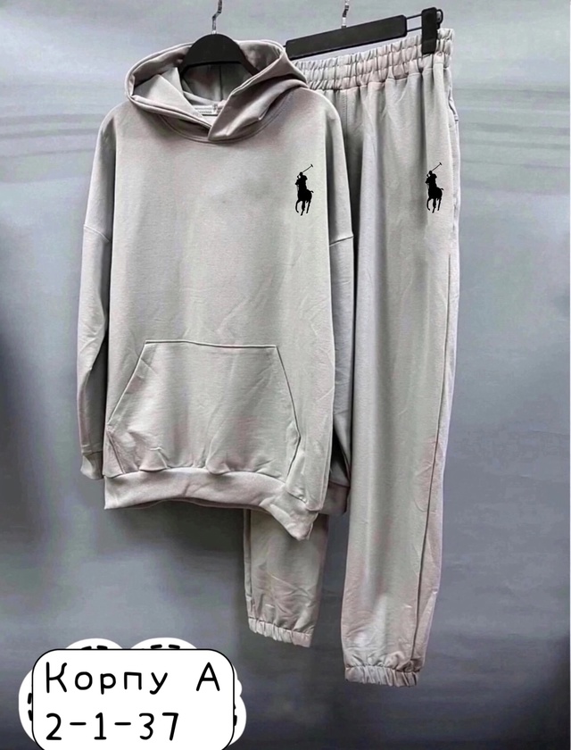 Спортивный костюм 22953194