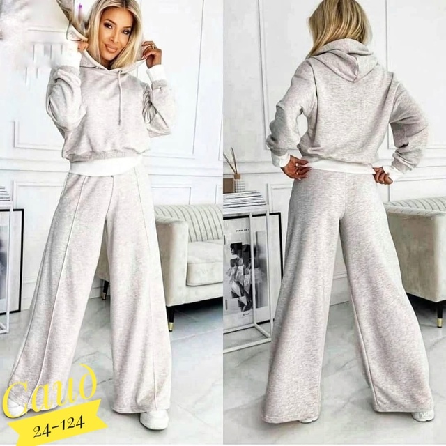 Спортивный костюм 22953765