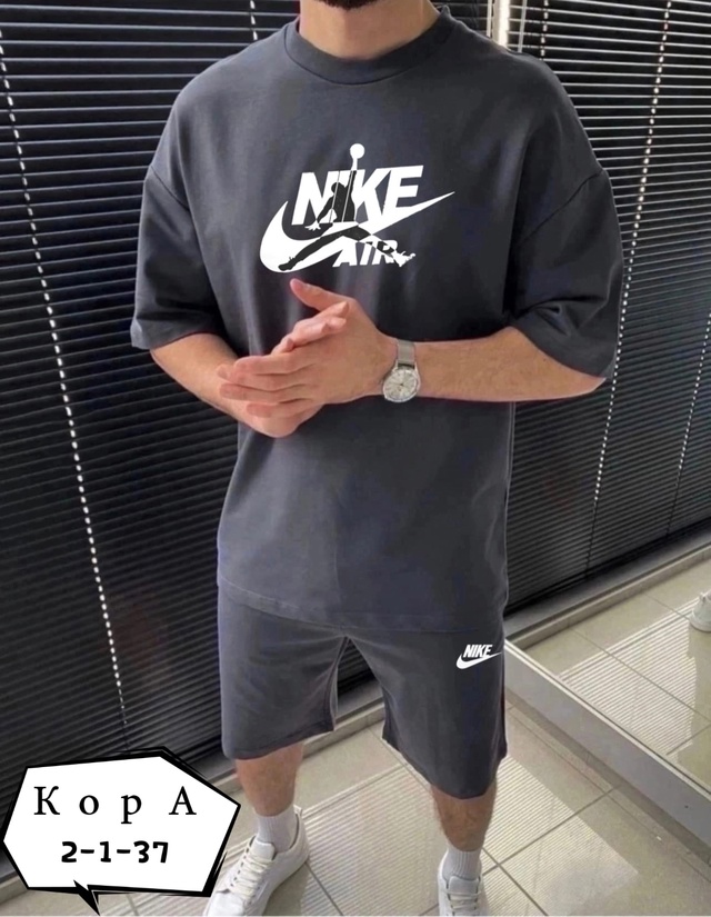 Спортивный костюм 22953195