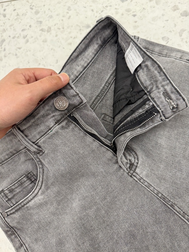 Джинсы 22954971