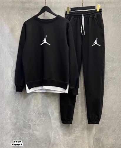 Спортивный костюм 22956248