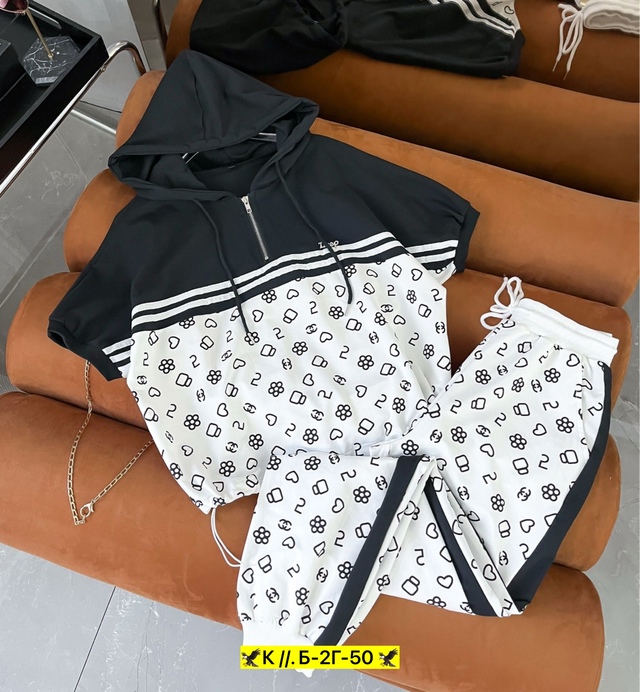 Спортивный костюм 22957854