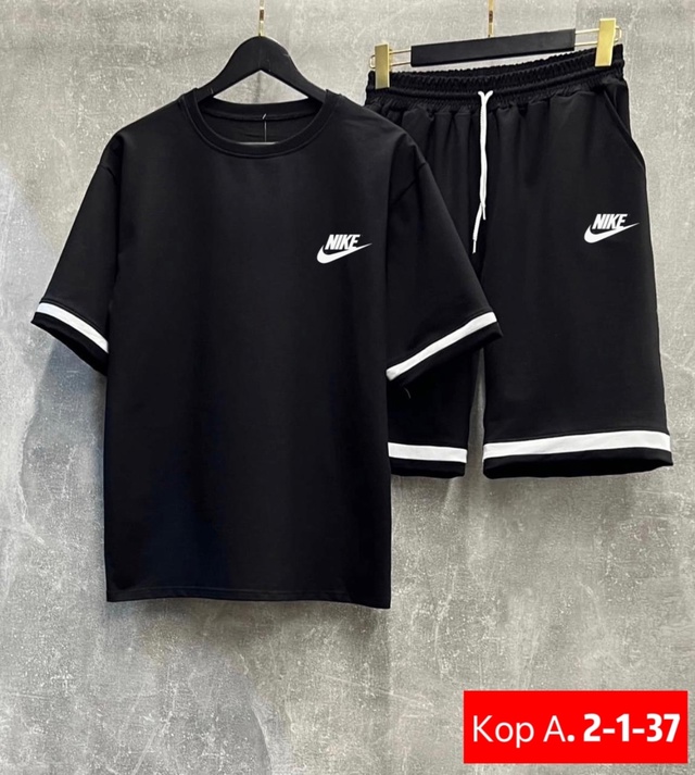 Спортивный костюм 22957058