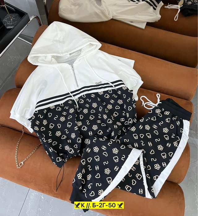 Спортивный костюм 22957854