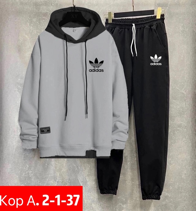 Спортивный костюм 22958772