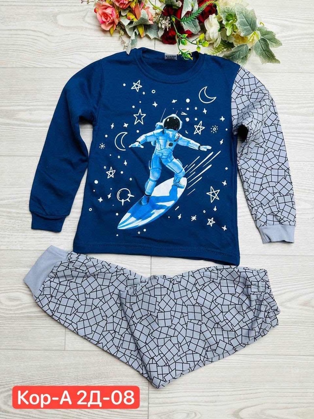 Спортивный костюм 22958684