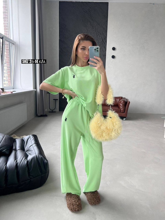 Спортивный костюм 22961930