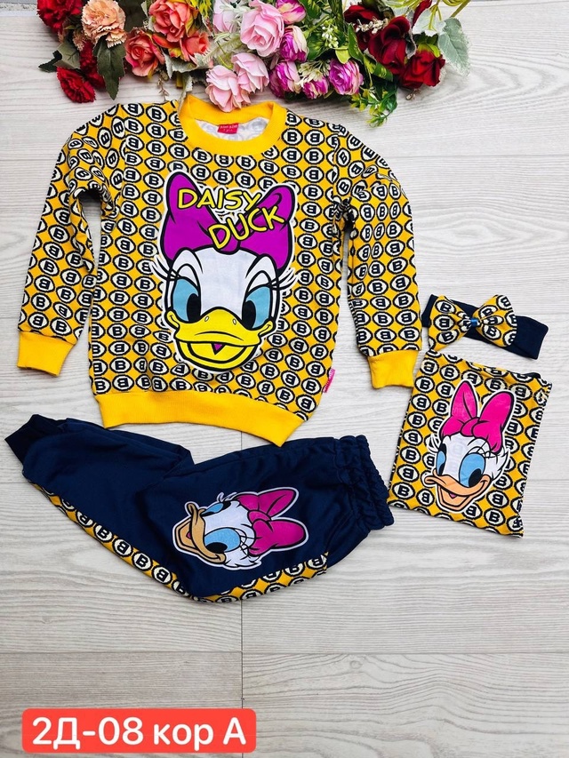 Спортивный костюм 22962895