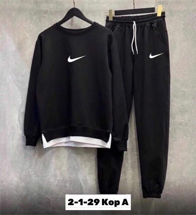 Спортивный костюм 22963302