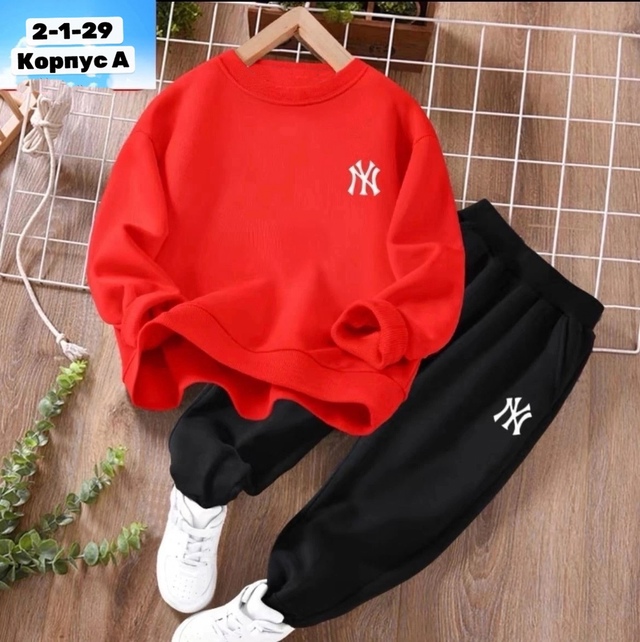 Спортивный костюм 22962955