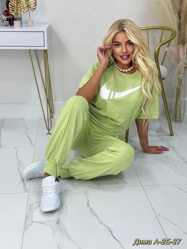 Спортивный костюм 22964976