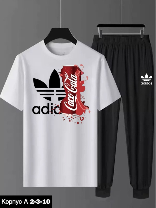 Спортивный костюм 22967317