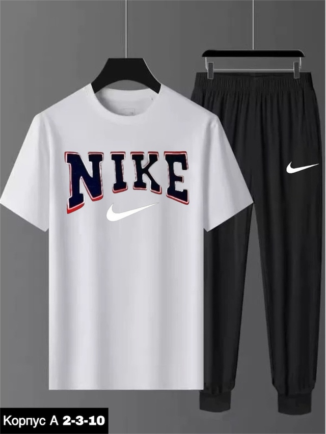 Спортивный костюм 22967317