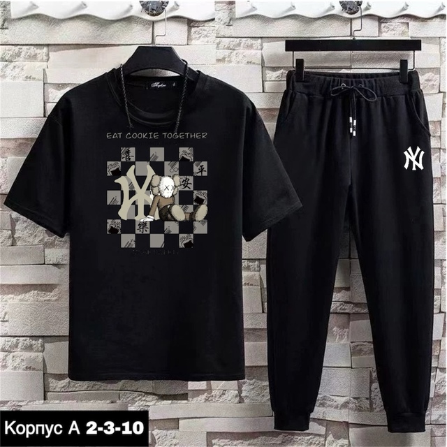 Спортивный костюм 22968383