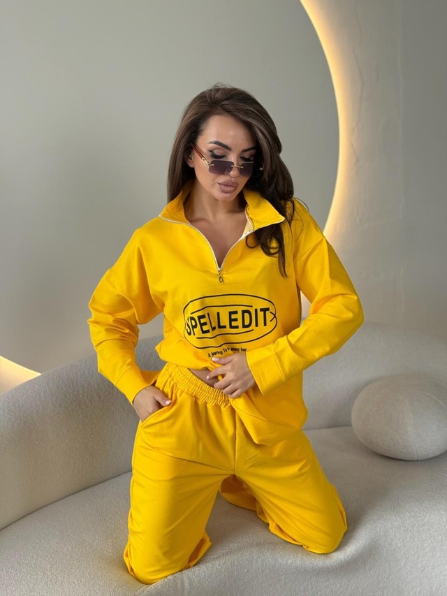 Спортивный костюм 22970995