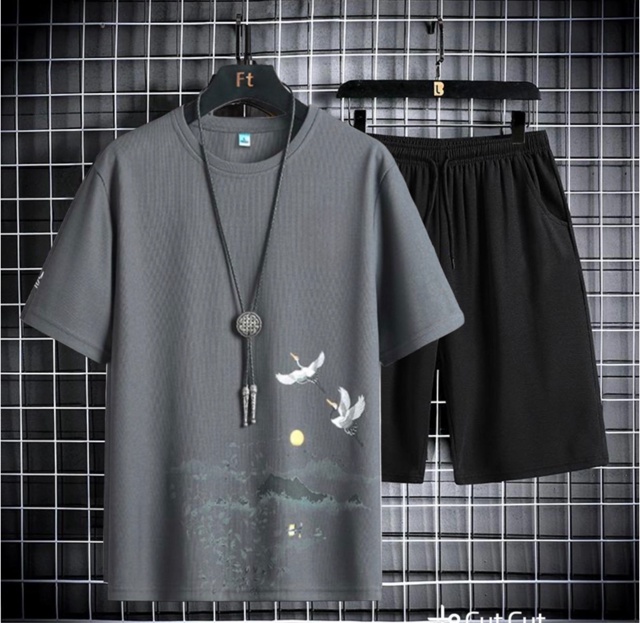 Спортивный костюм 22973191