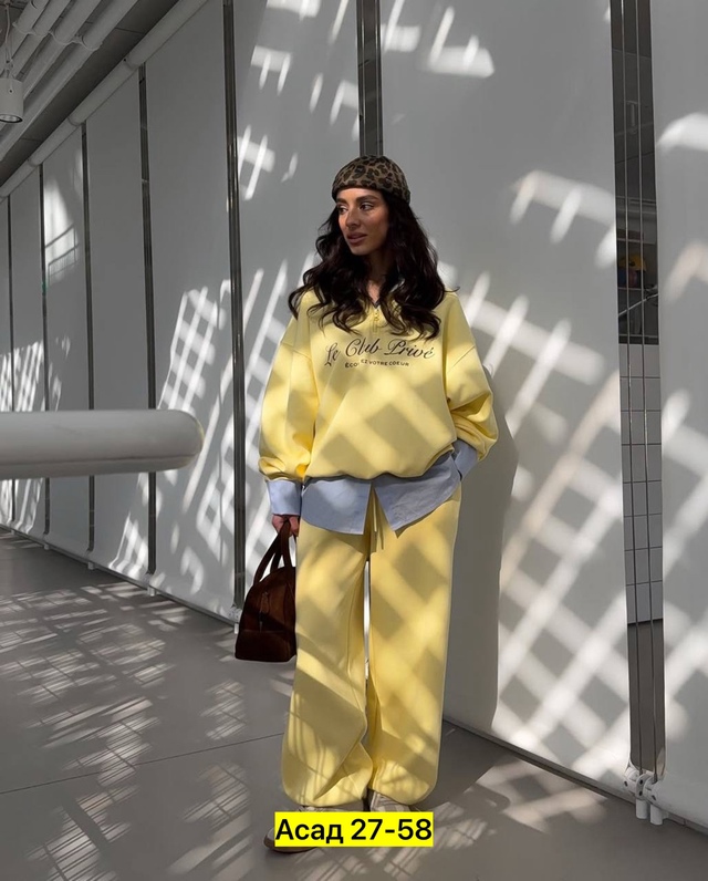 Спортивный костюм 22974619