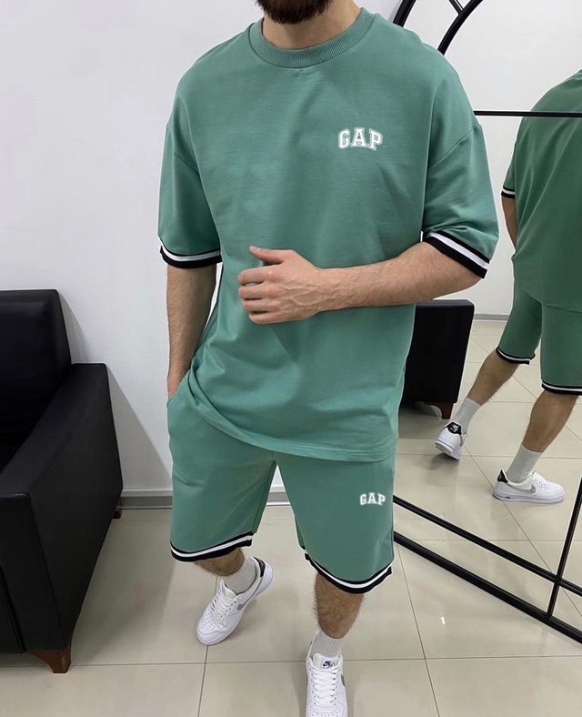 Спортивный костюм 22976909