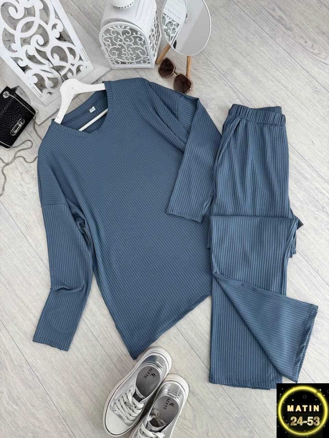 Костюм 22977560