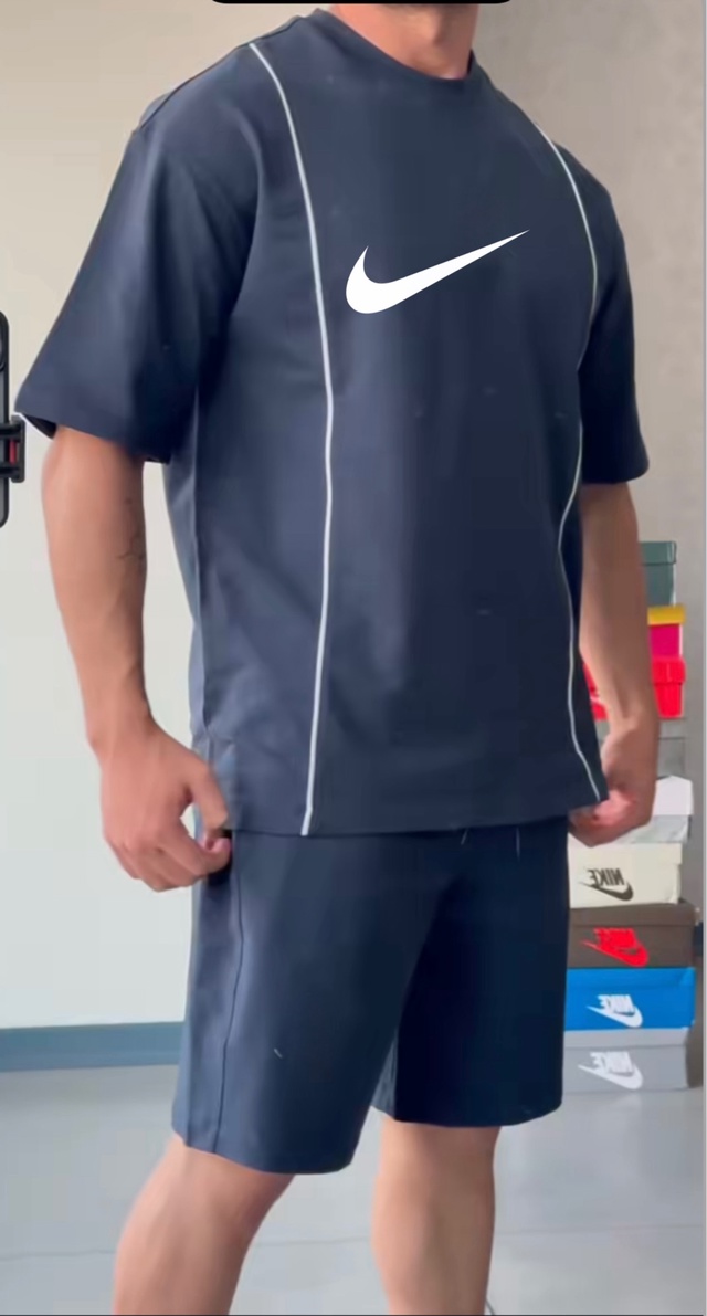 Спортивный костюм 22979700