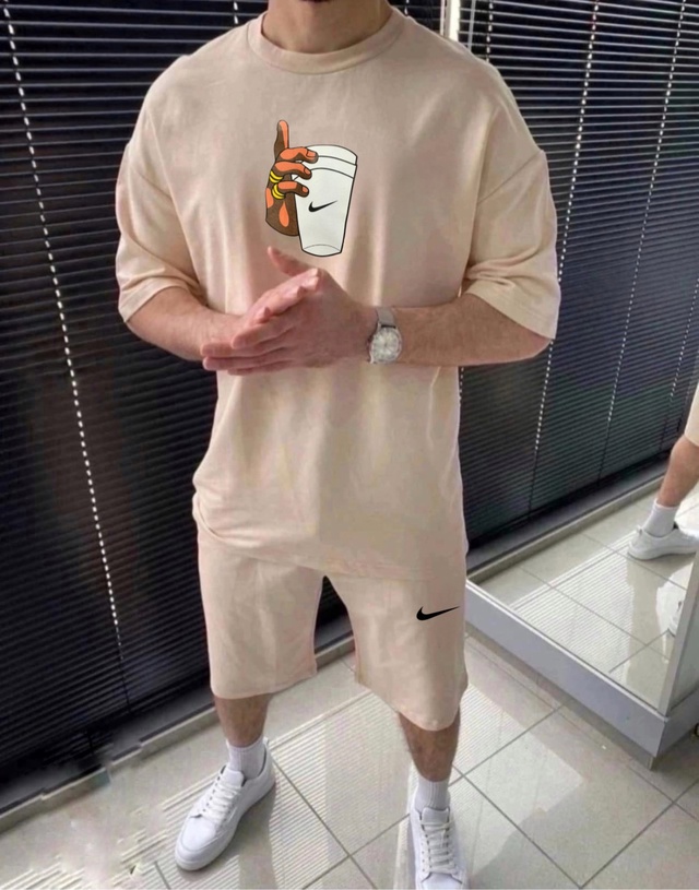 Спортивный костюм 22979763