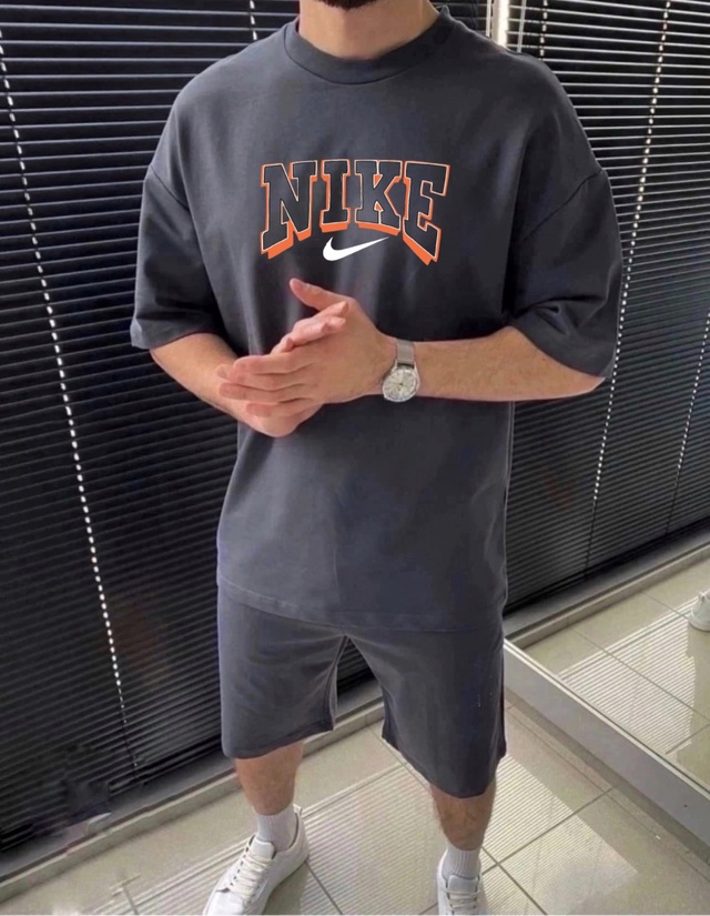 Спортивный костюм 22979764