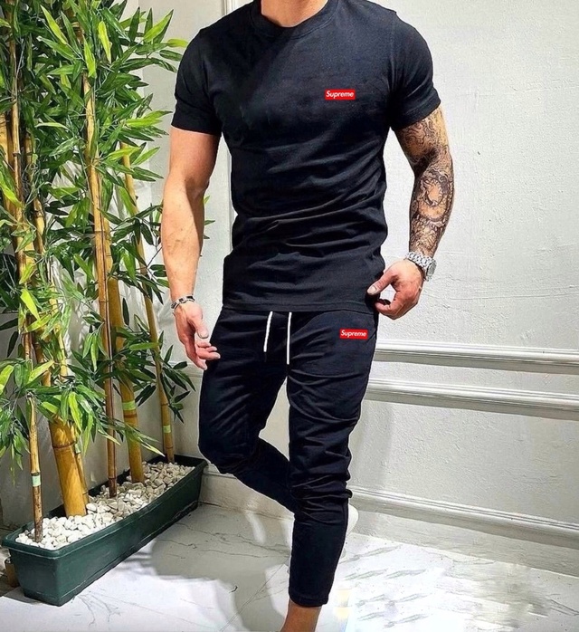 Спортивный костюм 22979698