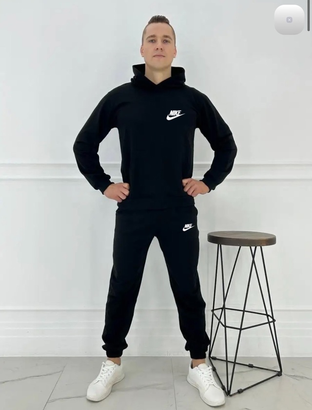 Спортивный костюм 22980265