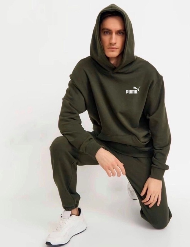 Спортивный костюм 22980265