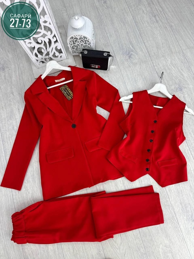 Костюм 22982365