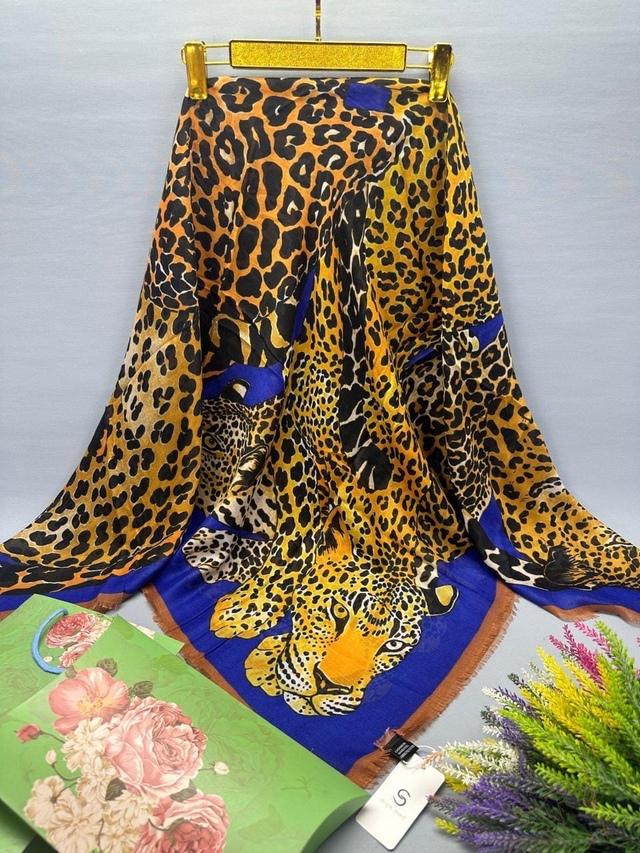 Платок 22988542