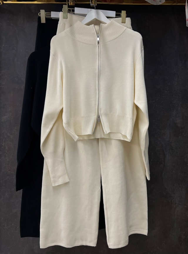 Костюм 22992496