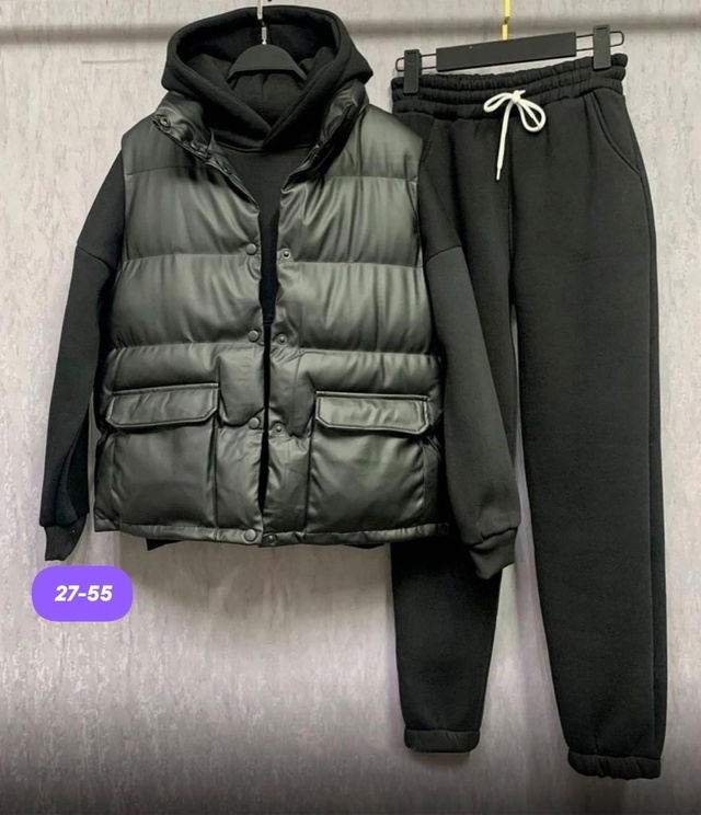 Спортивный костюм 22993691