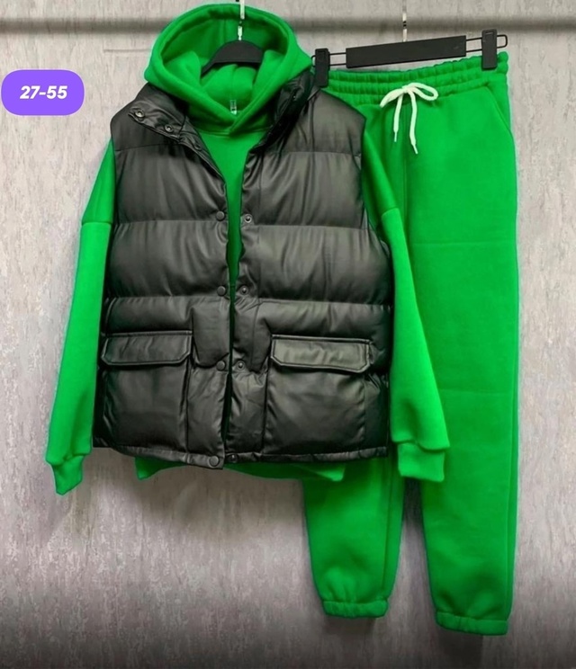 Спортивный костюм 22993691