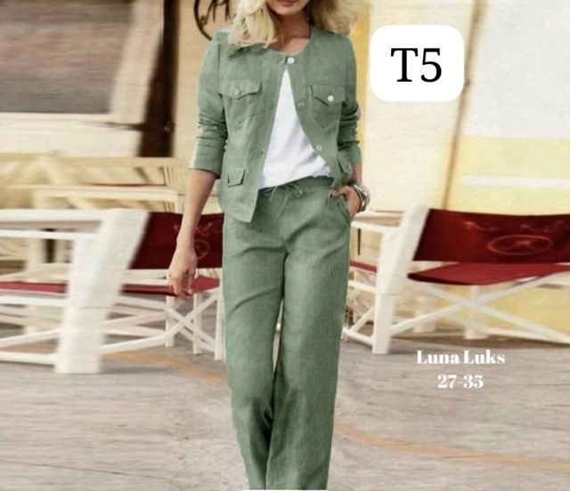 Костюм 22995612