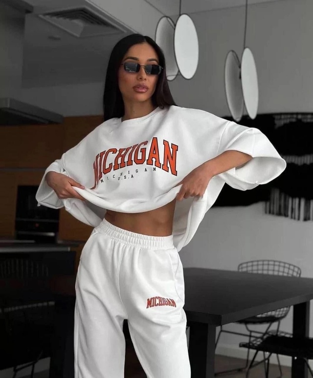 Спортивный костюм 23002586