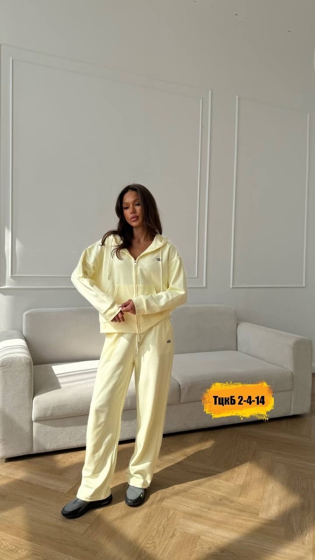 Спортивный костюм 23007550