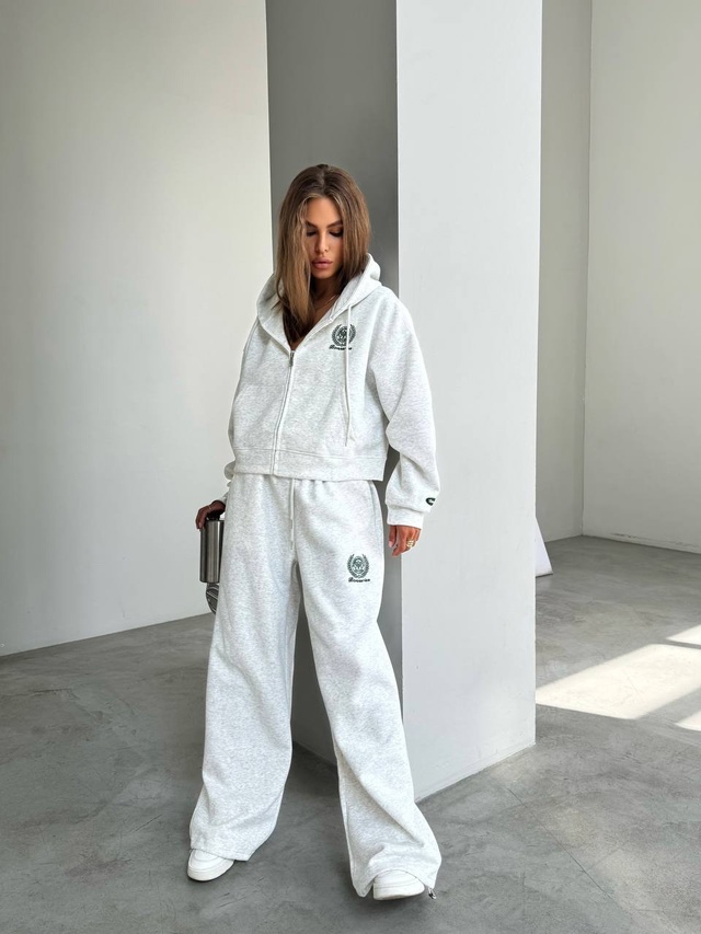 Спортивный костюм 23010096