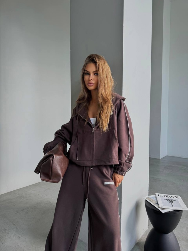 Спортивный костюм 23010764