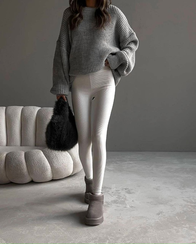 Свитер 23018434