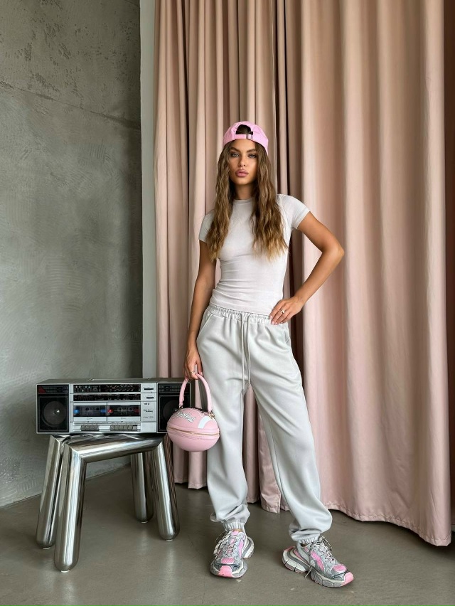 Спортивные брюки 23023316