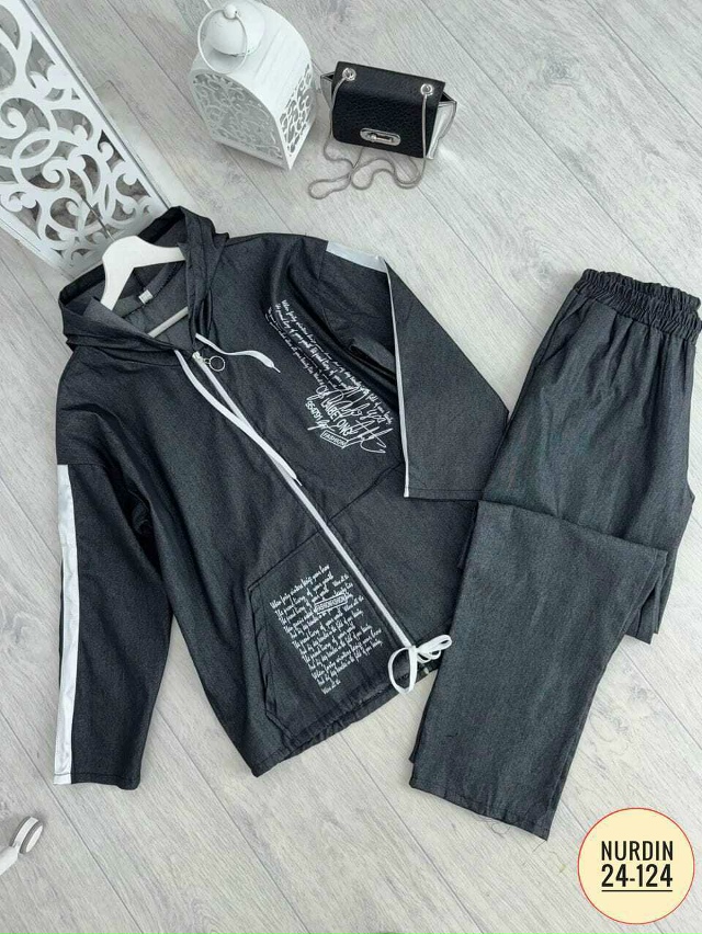 Костюм 23024971