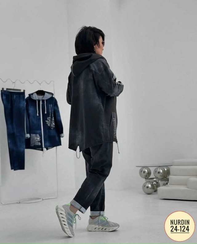 Костюм 23024971