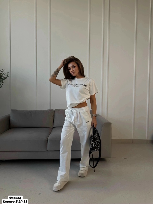 Спортивный костюм 23027154