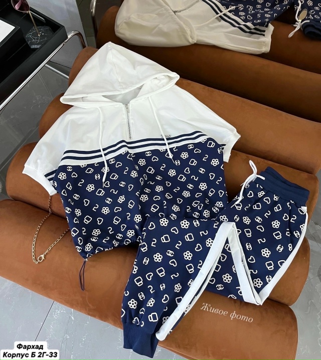 Спортивный костюм 23028978